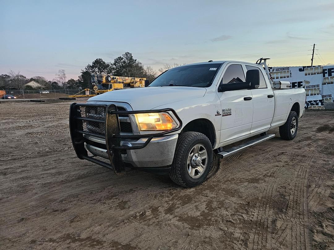 Image of Dodge Ram 3500 Primary image