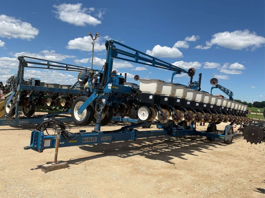 Image of Kinze 3600 Primary image