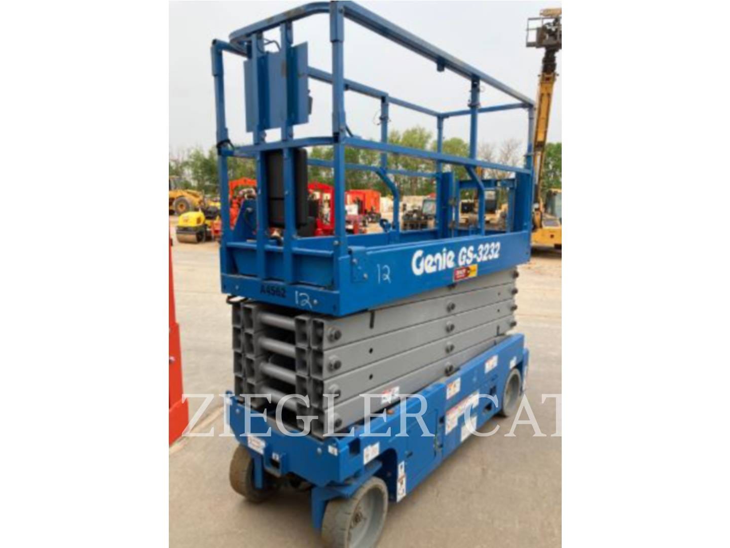 2020 Genie GS3232 Equipment Image0