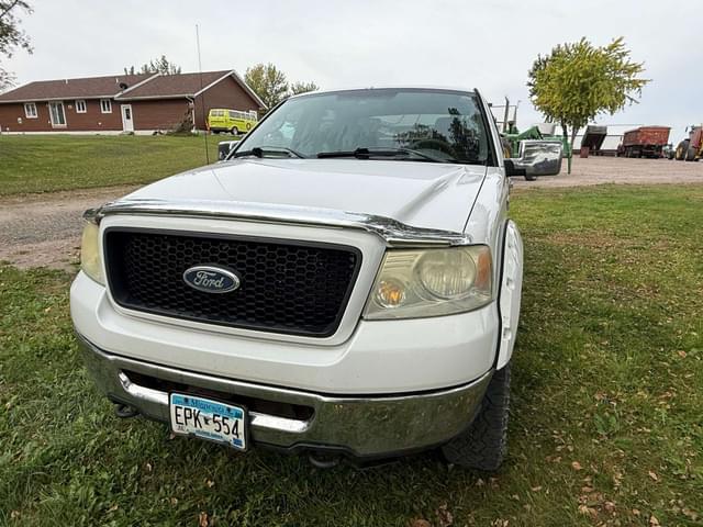 Image of Ford F-150 equipment image 2
