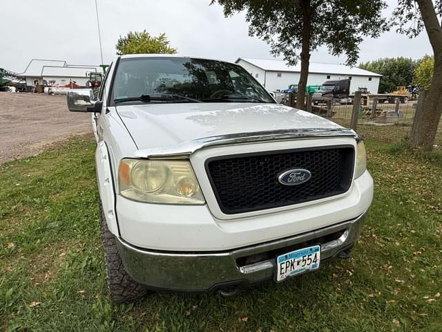 Image of Ford F-150 equipment image 4
