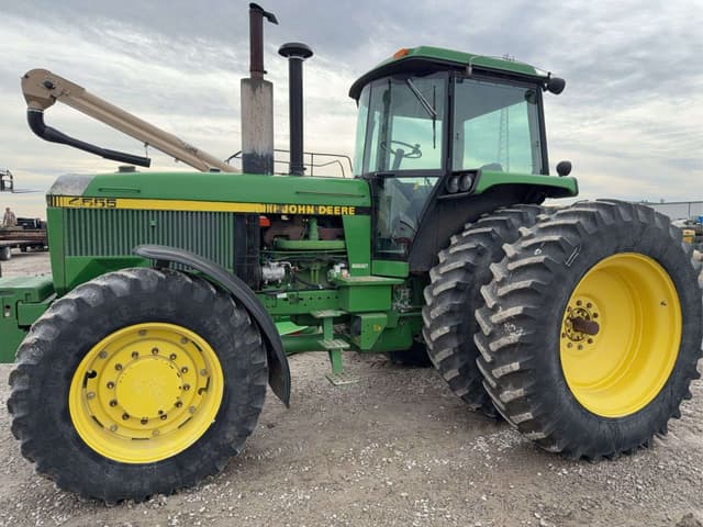Image of John Deere 4555 equipment image 1