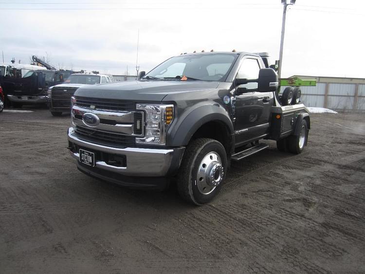 2018 Ford F-450 Equipment Image0