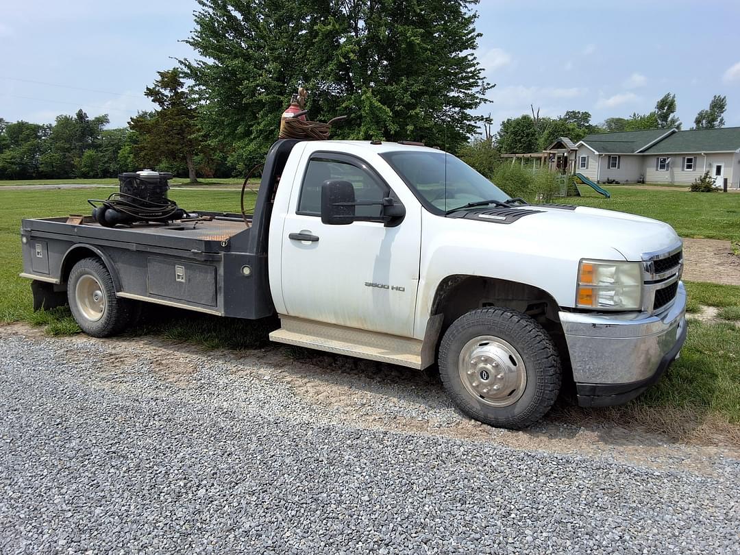 Image of Chevrolet 3500HD Primary image