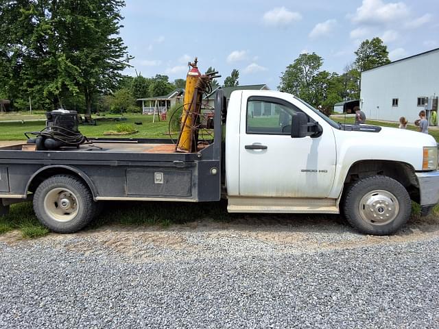 Image of Chevrolet 3500HD equipment image 1