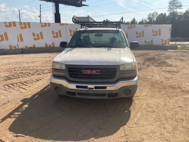 Image of GMC 1500 equipment image 1
