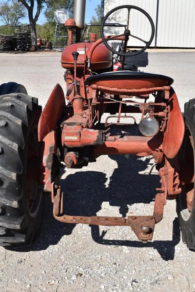 Image of Farmall A equipment image 4