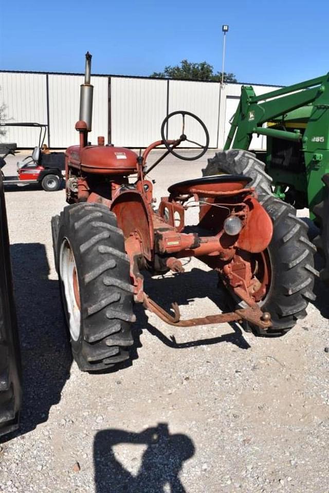 Image of Farmall A equipment image 3