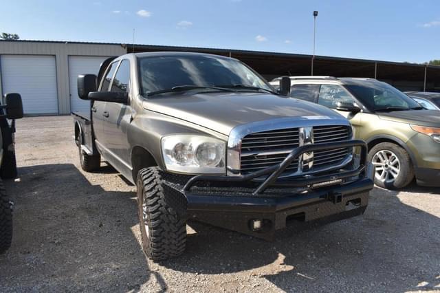 Image of Dodge Ram 2500 equipment image 1