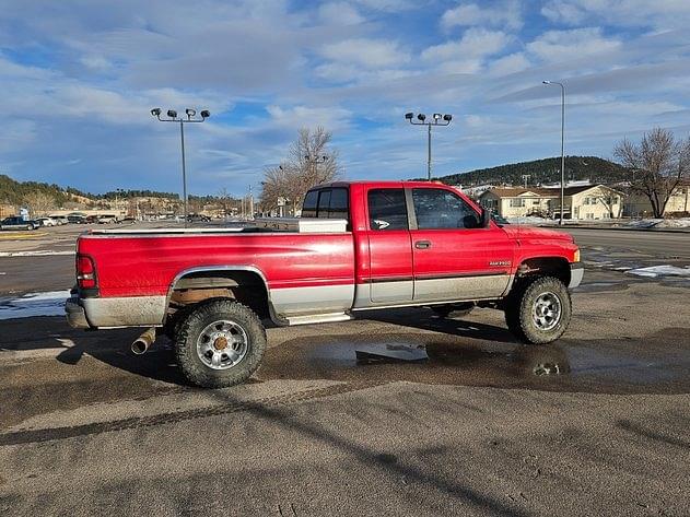 Image of Dodge Ram 2500 equipment image 1