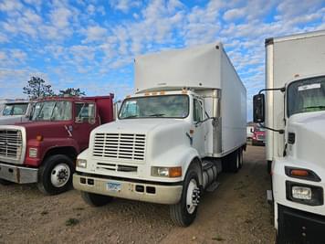 Main image International 8100