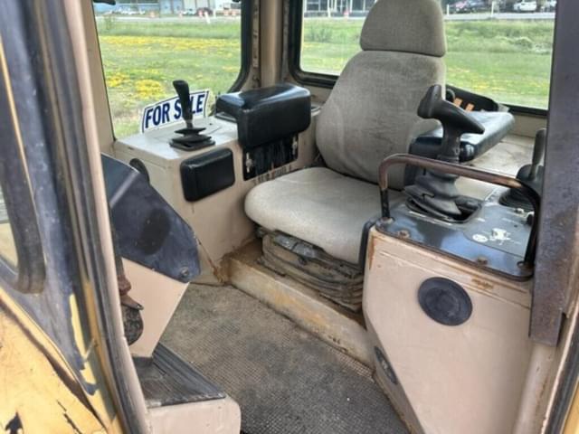 Image of John Deere 850C equipment image 2