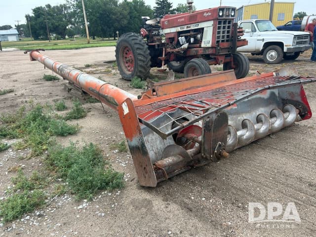 Image of International Harvester 966 equipment image 1