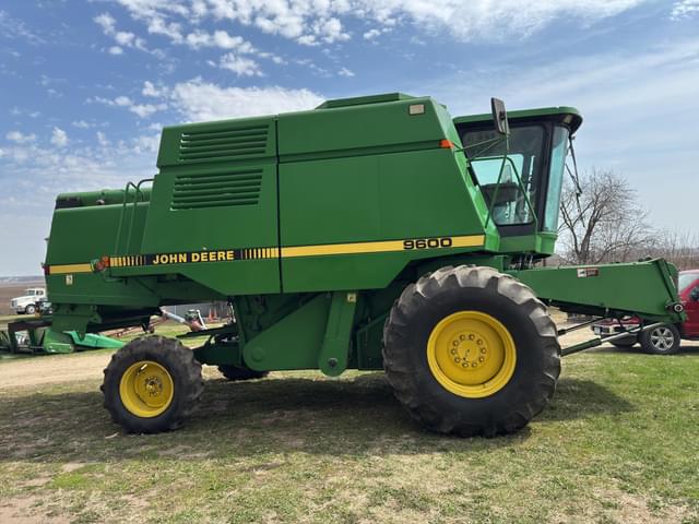 Image of John Deere 9600 equipment image 1