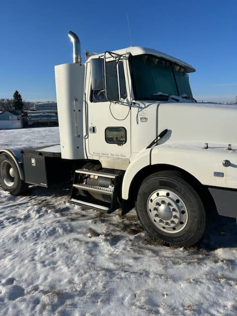 Image of Volvo M11 equipment image 2