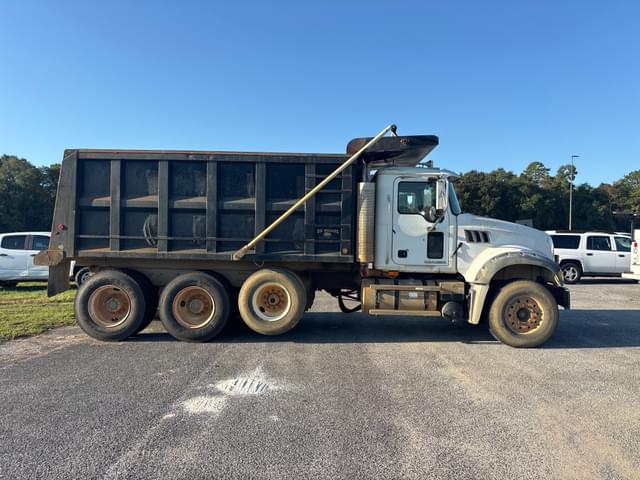 Image of Mack CTP713 equipment image 3