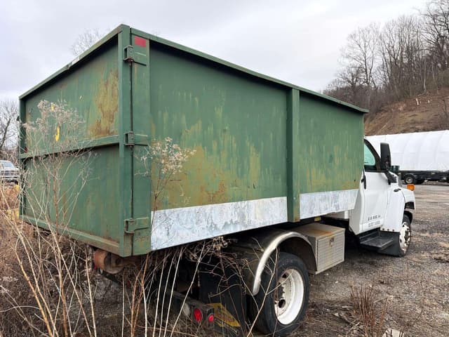 Image of Chevrolet C5500 equipment image 3