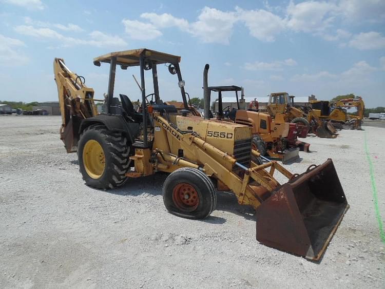 Ford 555D Equipment Image0