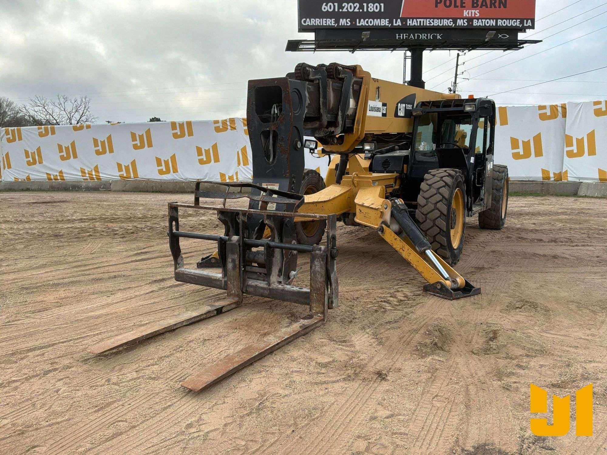 2015 Caterpillar TL1255C Equipment Image0