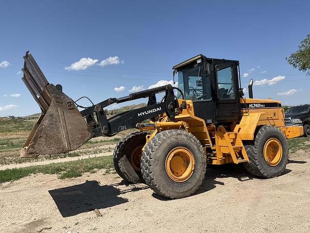 Image of Hyundai HL740TM-3 equipment image 2