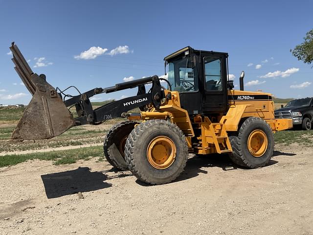 Image of Hyundai HL740TM-3 equipment image 3