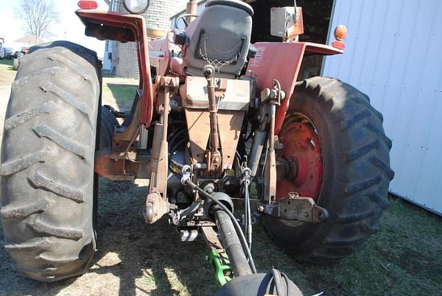 Image of Massey Ferguson 1100 equipment image 3