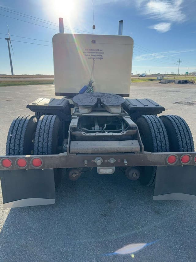 Image of Kenworth W900A equipment image 4