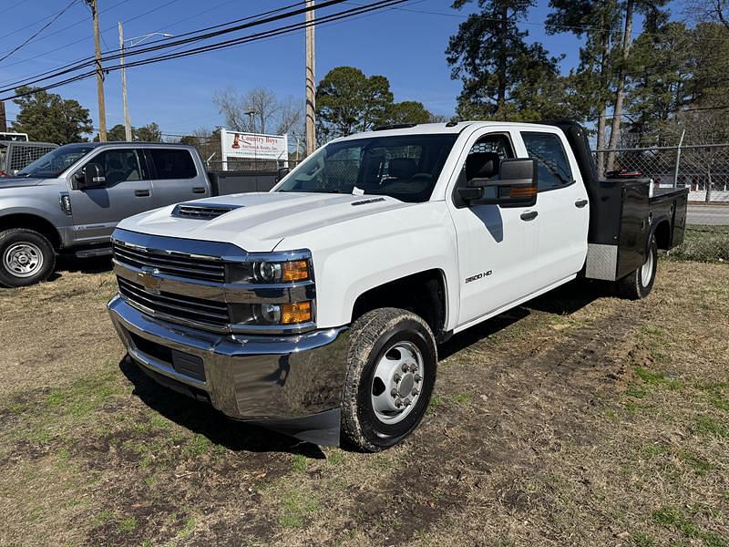 Image of Chevrolet 3500 Primary image