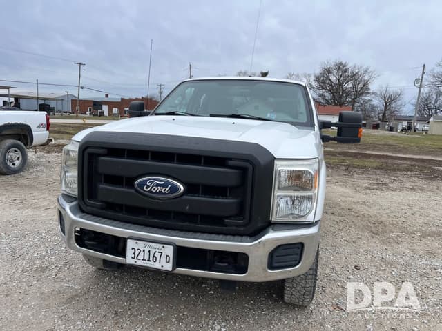 Image of Ford F-250 equipment image 1