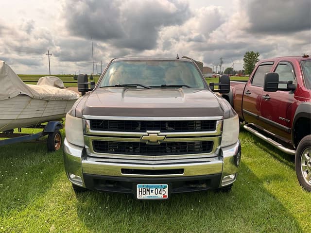 Image of Chevrolet 2500HD equipment image 1