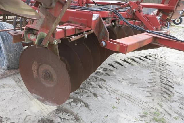 Image of Case IH 3950 equipment image 4