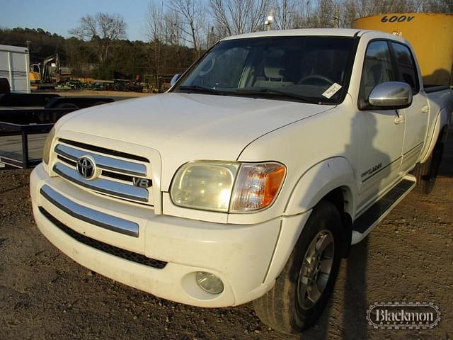 Image of Toyota Tundra equipment image 1