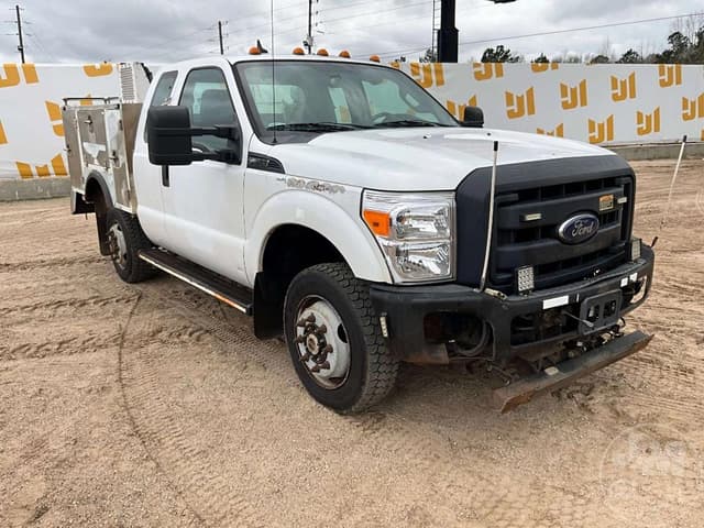 Image of Ford F-250 equipment image 2