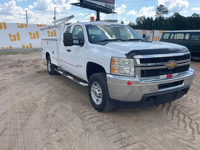 Image of Chevrolet 2500HD equipment image 2