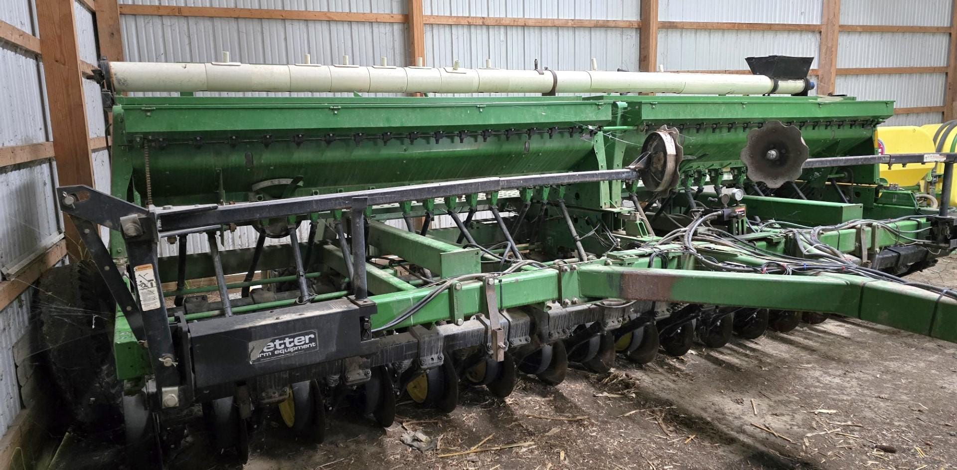 John Deere 750 Equipment Image0