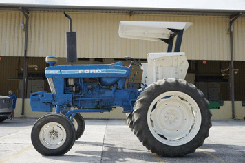 Main image Ford 6610