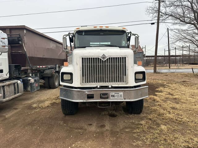 Image of International DF567 equipment image 2