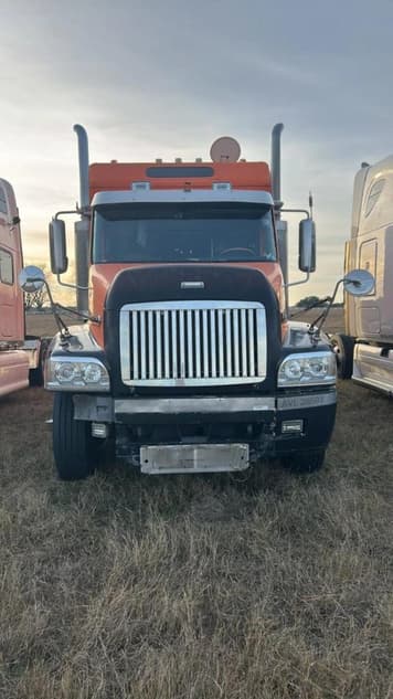 Main image Freightliner Century