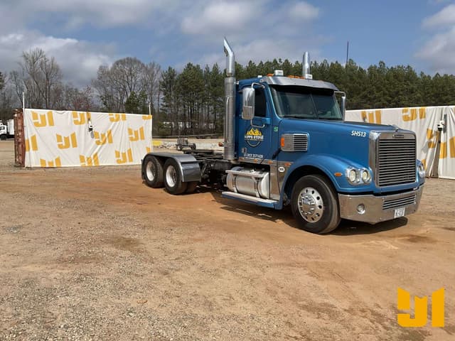 Image of Freightliner Coronado equipment image 2