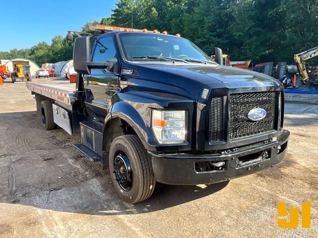 Image of Ford F-650 equipment image 2