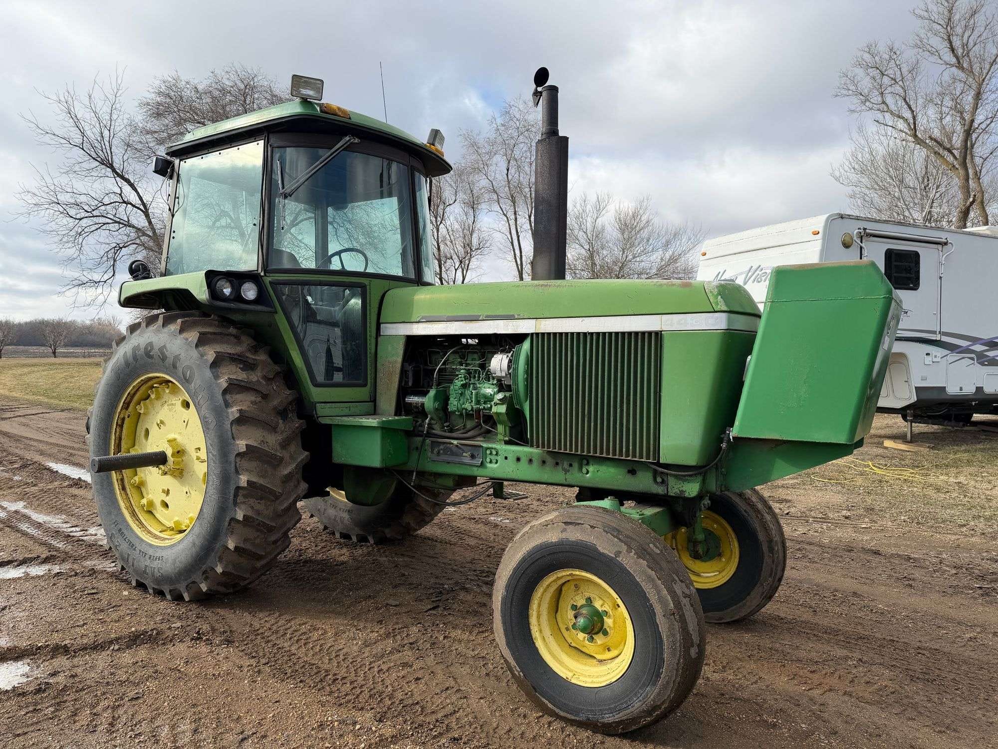 1975 John Deere 4430 Equipment Image0