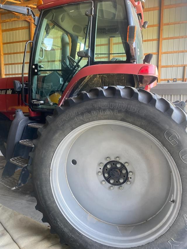 Image of Case IH MX180 equipment image 4