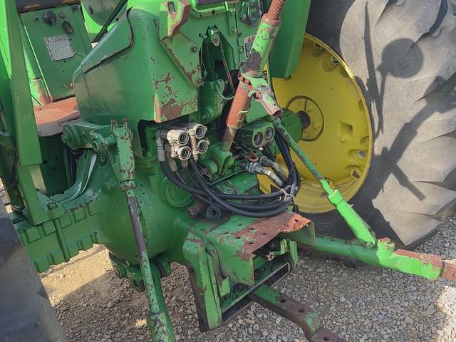 Image of John Deere 4020 equipment image 4