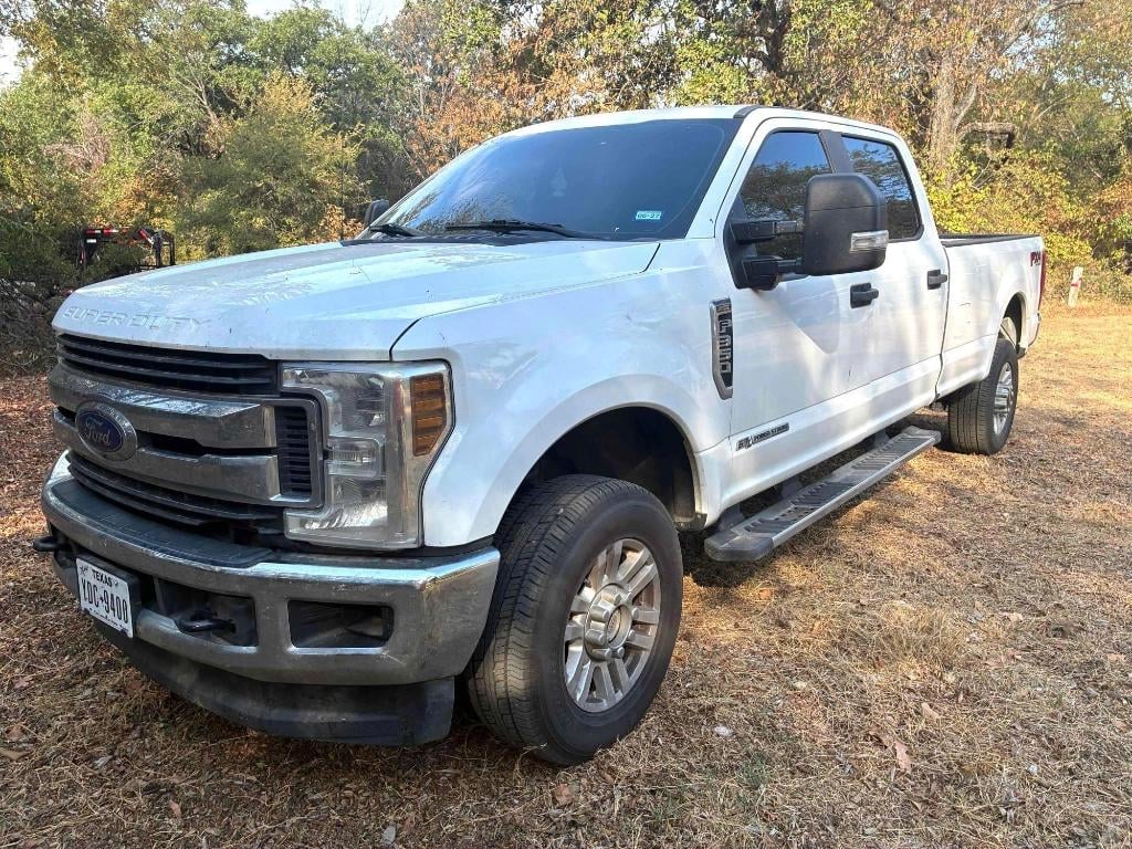 2019 Ford F-350 Equipment Image0