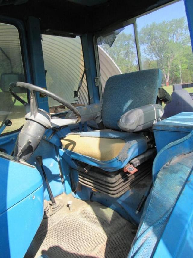 Thumbnail image Ford 8210 25