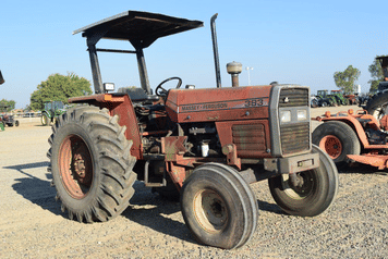 Main image Massey Ferguson 383