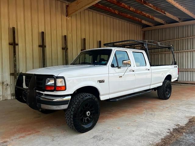 Image of Ford F-350 equipment image 1