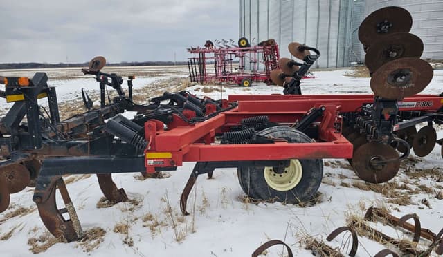 Image of Case IH Ecolo-Tiger 730C equipment image 2