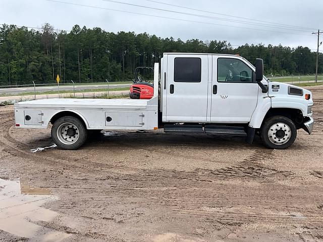 Image of Chevrolet C4500 equipment image 3