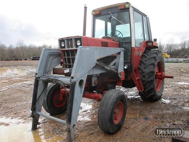 Image of International Harvester 1086 equipment image 1